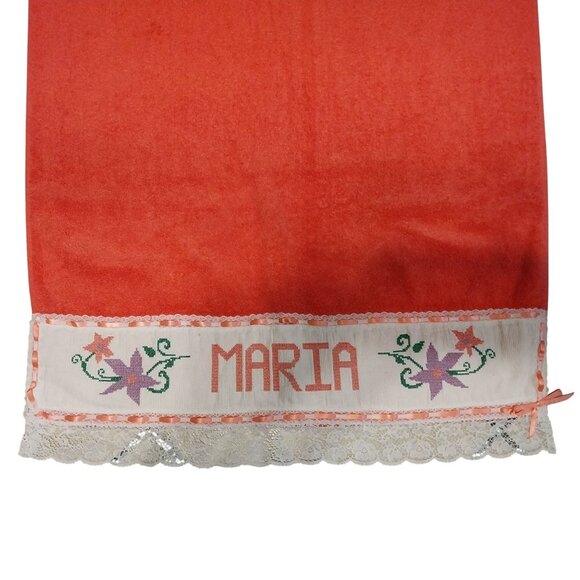 Vintage Cross Stitch Towel Personalized With Lace Trim Embroidered Name "Maria" - Picture 2 of 5